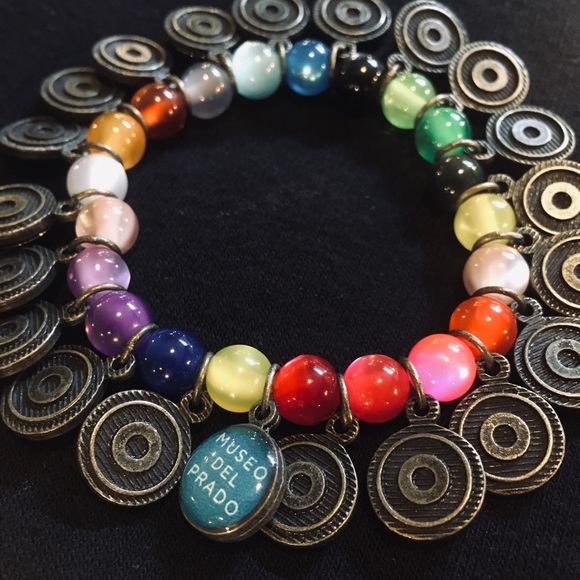 Vintage charm bracelet! - Picture 7 of 7